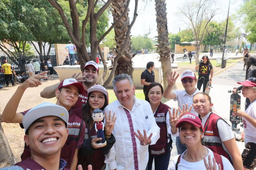 Foto: Facebook Santiago Nieto