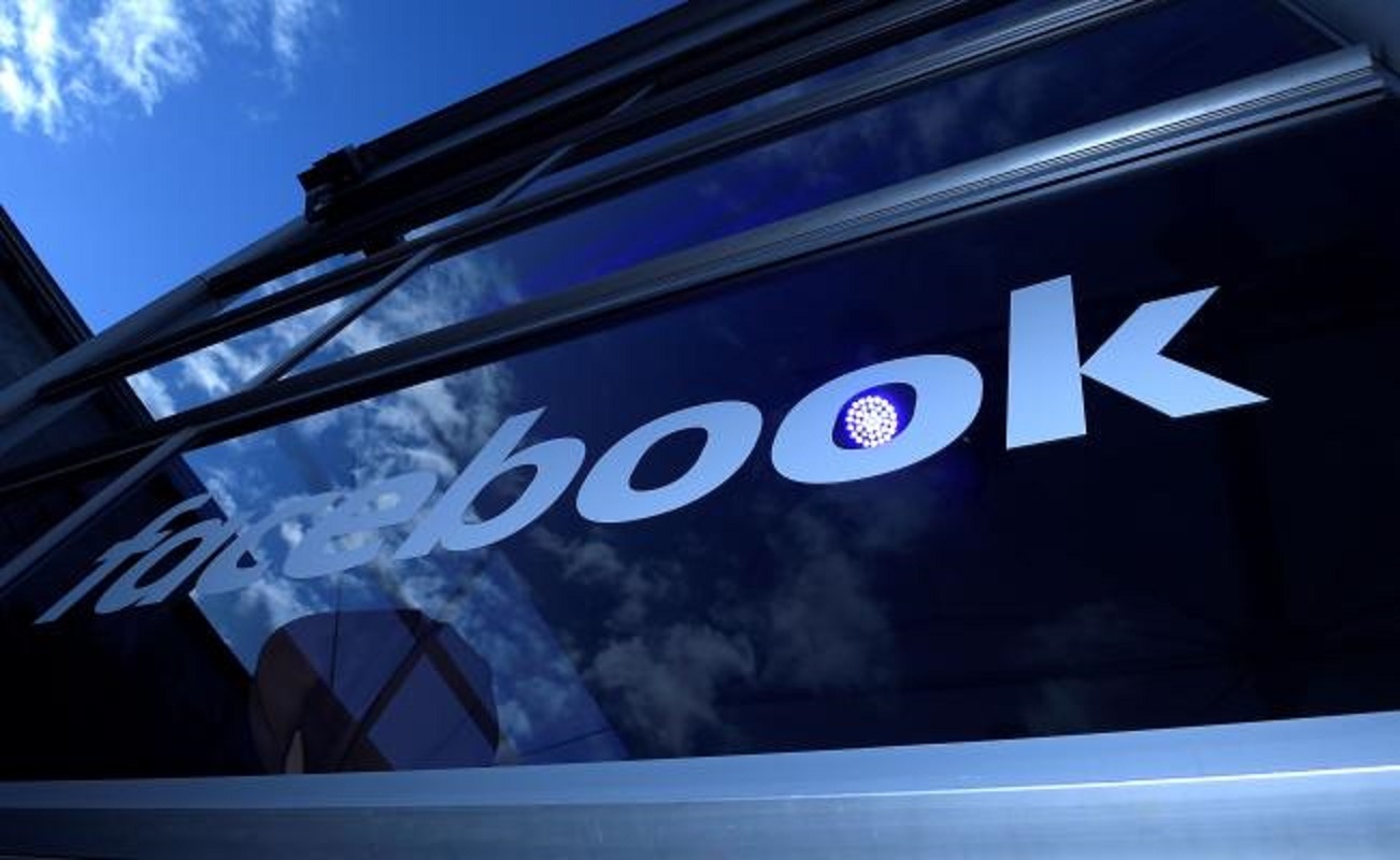 INE defiende su acuerdo con Facebook
