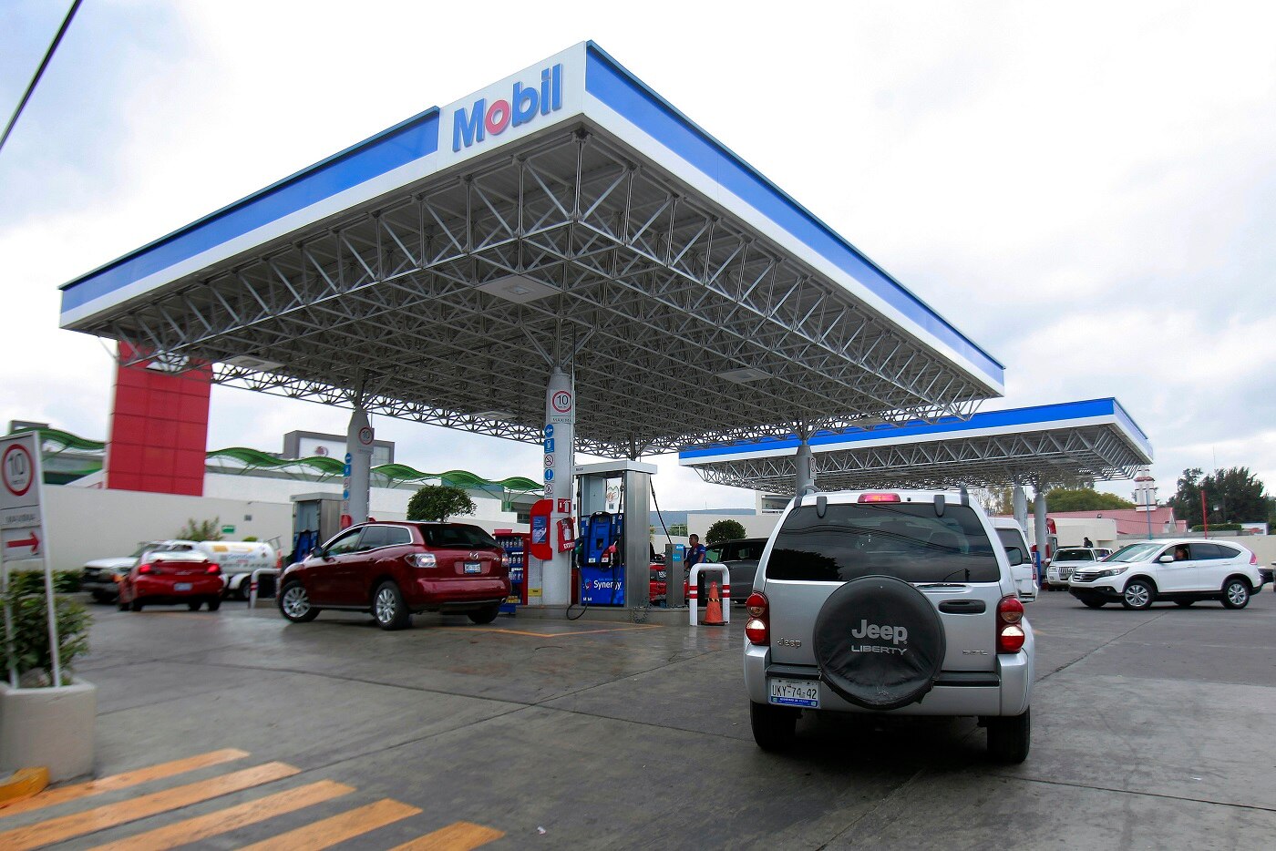 Exxon Mobil respondió a la falta de combustible en el país