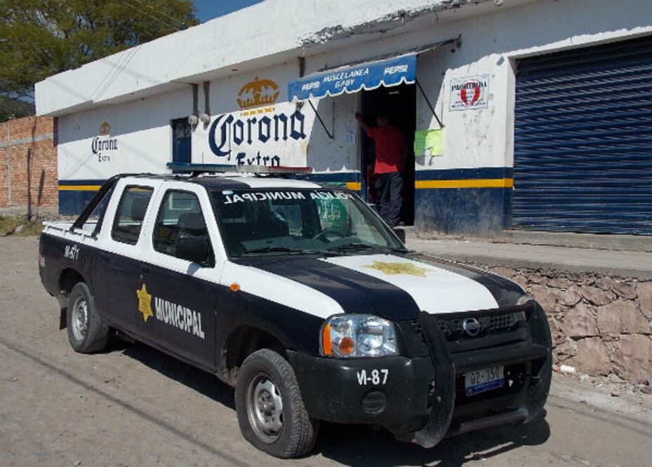 Inician procedimiento contra policías