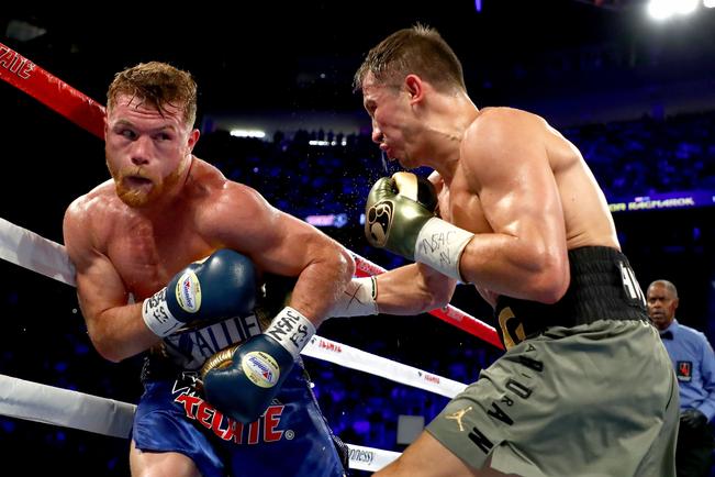 Canelo resiste ante Golovkin