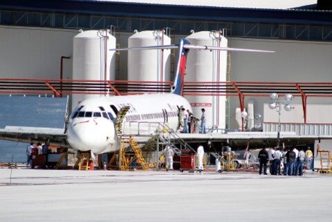 Sube inversión en aeronáutica
