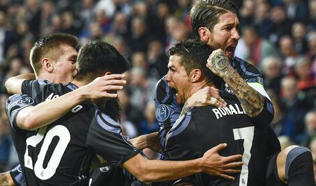 Madrid vence 2-1 al Bayern en Liga Campeones con doblete Ronaldo