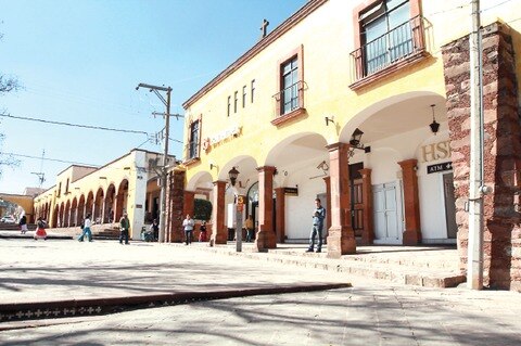 Querétaro: 35% con rezago educativo