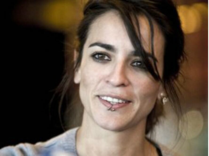 Bebe derrocha talento en íntima velada