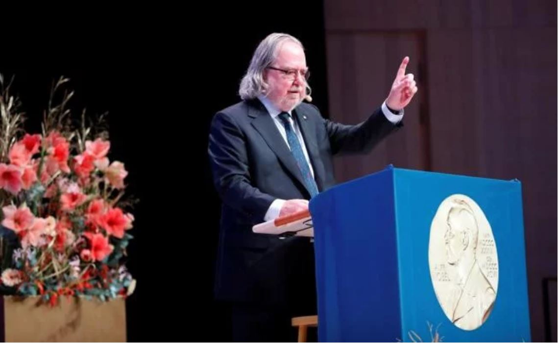 "El cáncer no desaparecerá, pero la inmunoterapia irá mejorando"