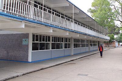 Coloca Profeco 12 sellos de clausura en escuelas