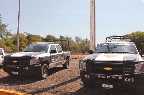 Descarta edil ser cómplice de policías