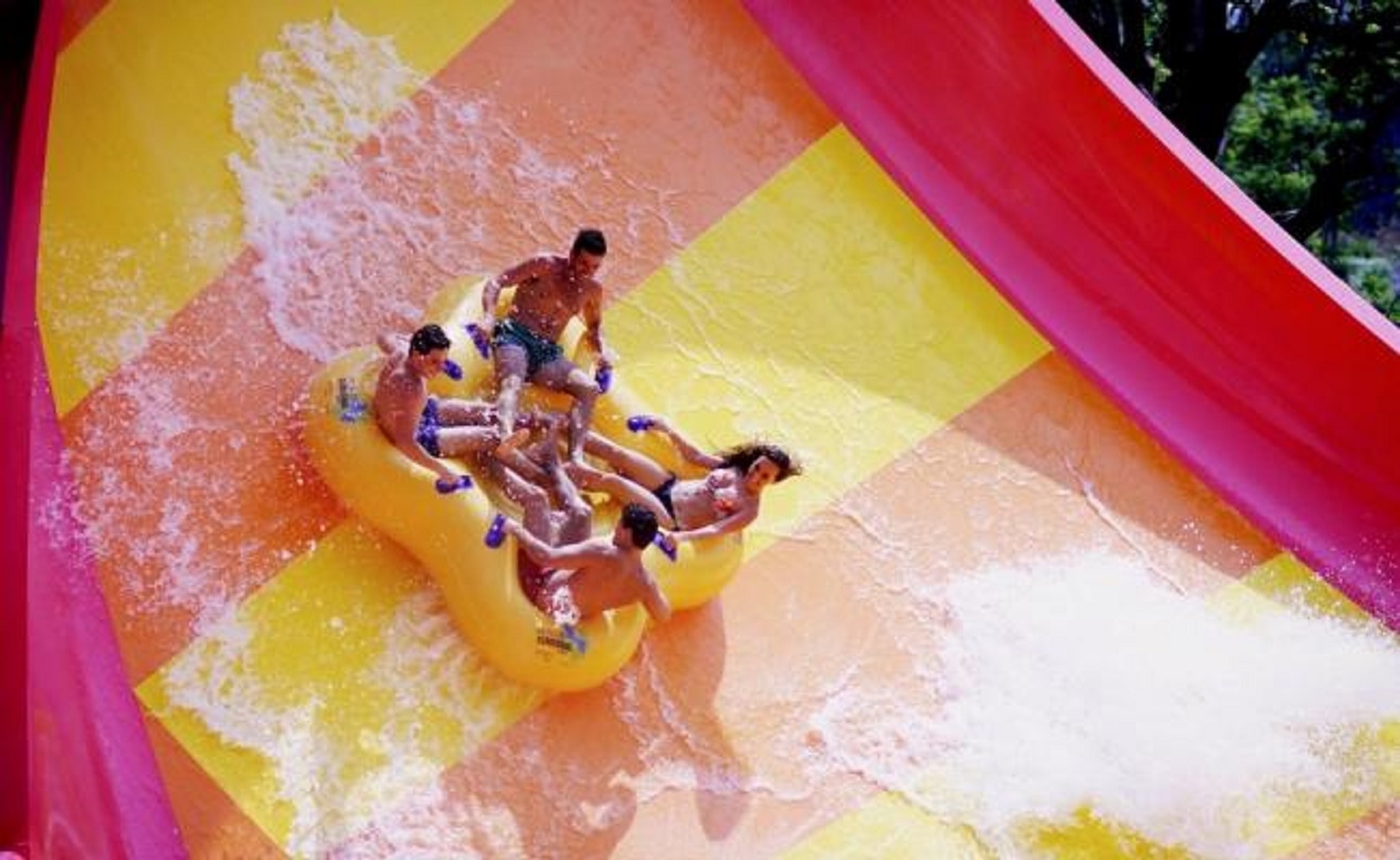 ¿Cuánto cuesta ir a Six Flags Hurricane Harbor, en Oaxtepec?