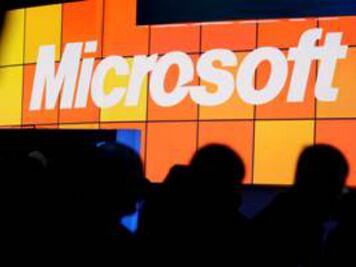 Microsoft anuncia retiro de Ballmer