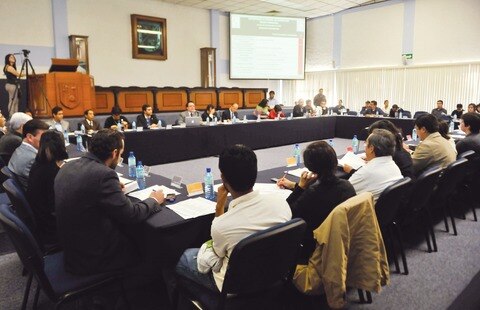 Llevan a cabo reunión sobre decrecimiento
