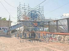 Por obras del tren México-Querétaro, ponen puente temporal en El Cerrito
