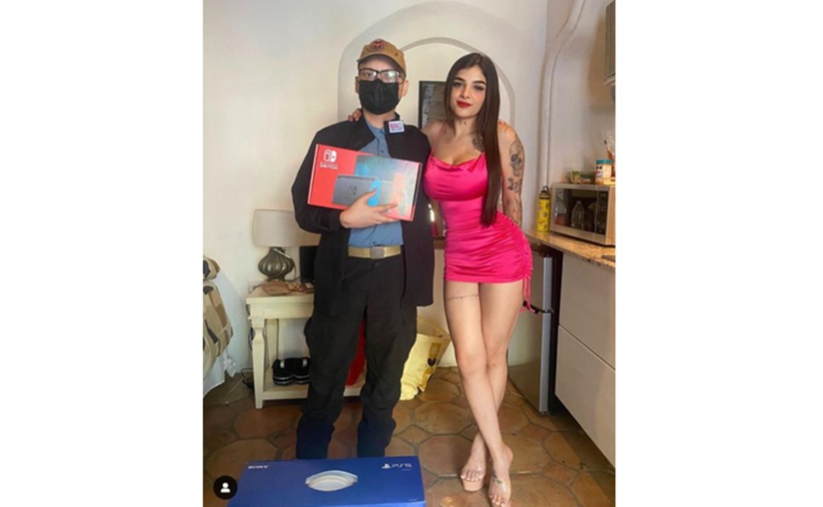 Karely Ruiz, modelo en Onlyfans, se reúne con fan a quien le regaló una quimioterapia