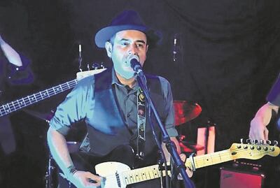 Fer Civeira lanza su primer disco "El Diablo que reflejo" 