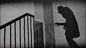 OFEQ se enfrenta a Nosferatu con música de Interciclos