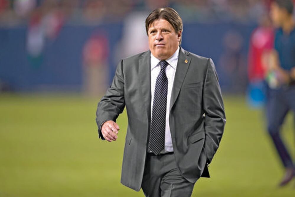 Fepade cita a Miguel Herrera