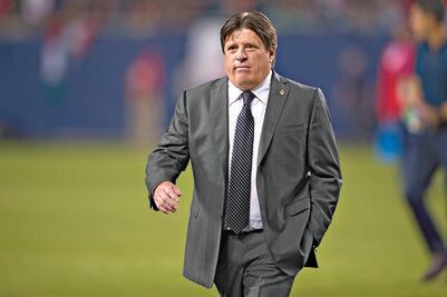 Fepade cita a Miguel Herrera
