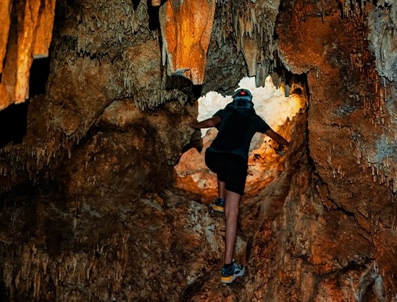 Cuevas en el mirador. Querétaro Travel