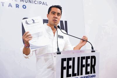 Felifer Macías presenta su "evolución" patrimonial