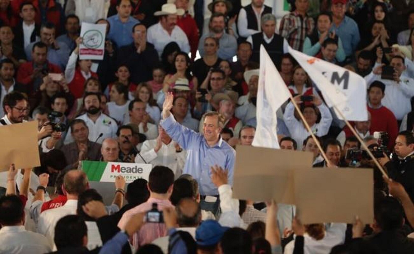 Convoca Meade a una reforma profunda del campo