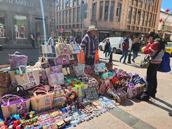 “Tema político frena el mercado artesanal”