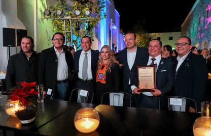 Reconocen a Juan Sosa Martínez 