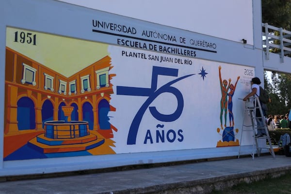 Escuela de Bachilleres UAQ celebra 75 años