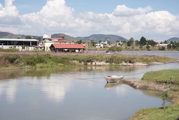 Nuevo muelle fortalecerá el turismo y pesca en Huimilpan