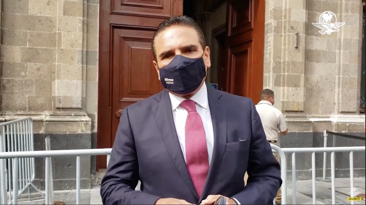 Tenemos 4 horas frente a Palacio Nacional, espero que el presidente recapacite y nos reciba: Aureoles