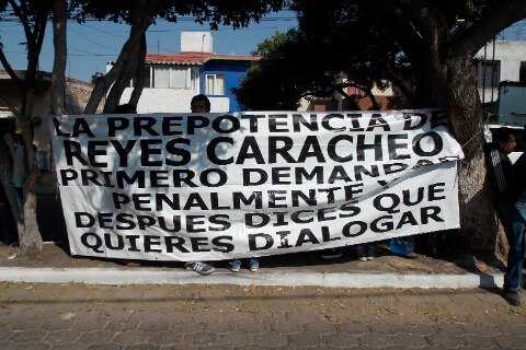 Protestan contra CFE
