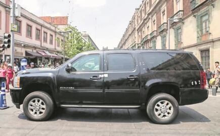 Le entregan auto blindado “La Bestia” sucio y sin batería