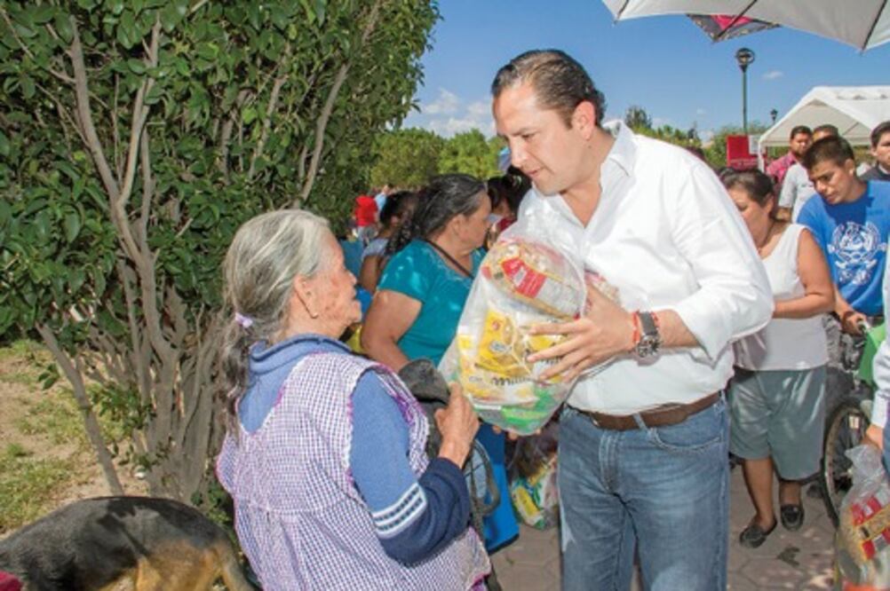 Ofrece SJR becas alimentarias 