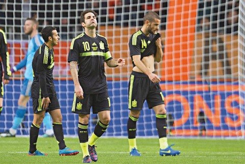 España no levanta y Holanda celebra