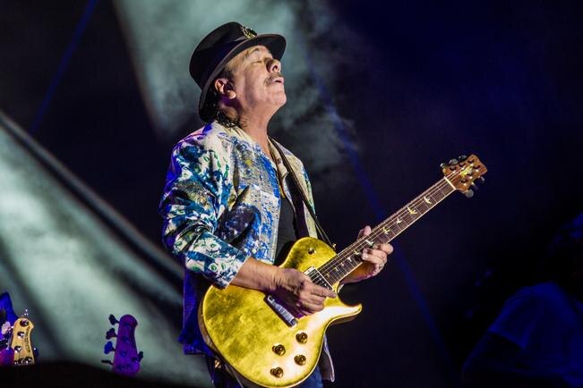 “Me hubiera gustado ser curandero”: Carlos Santana