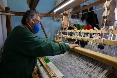 “Queremos que el tejido de lana nunca muera”