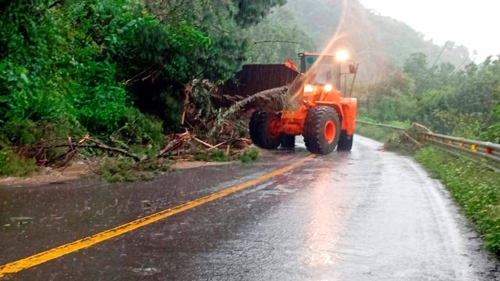 Urge reparación a fondo de las carreteras federales 69 y 120