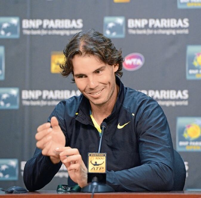 Sin jugar, avanza Rafa Nadal