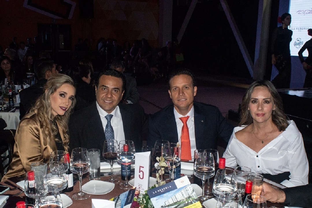 Exclusiva velada por la educación