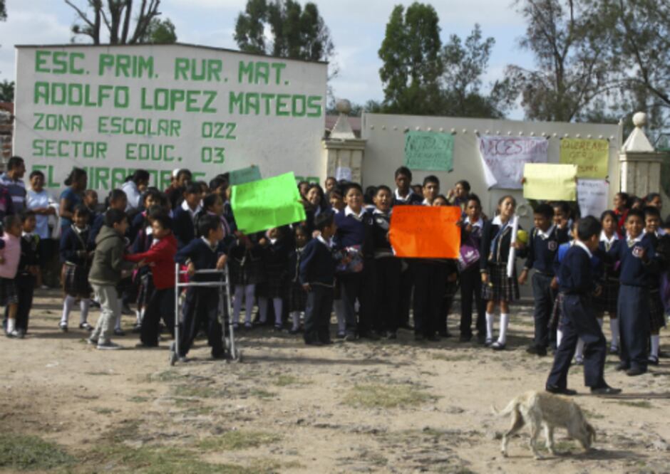 Toman escuela en El Mirador