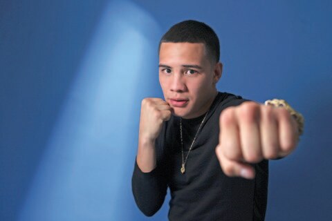 Valdez ve peldaño en Gradovich