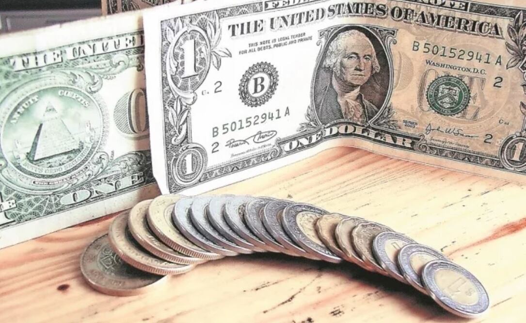 Sube dólar a $20.05 a la venta en bancos