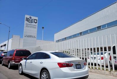 Imparte IEEQ curso para próximo proceso