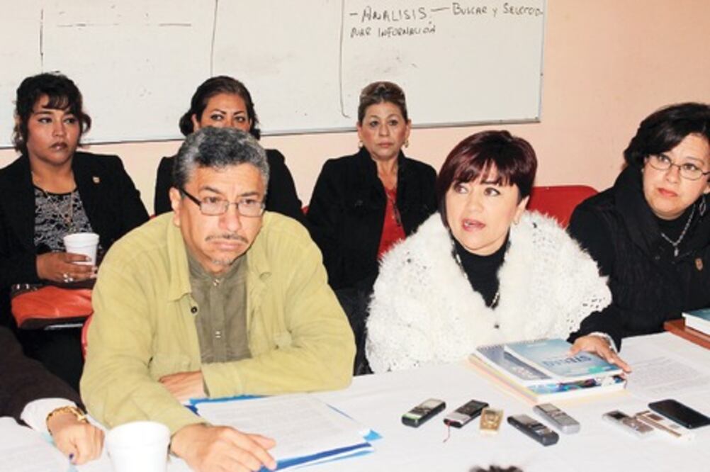 Piden aumento salarial