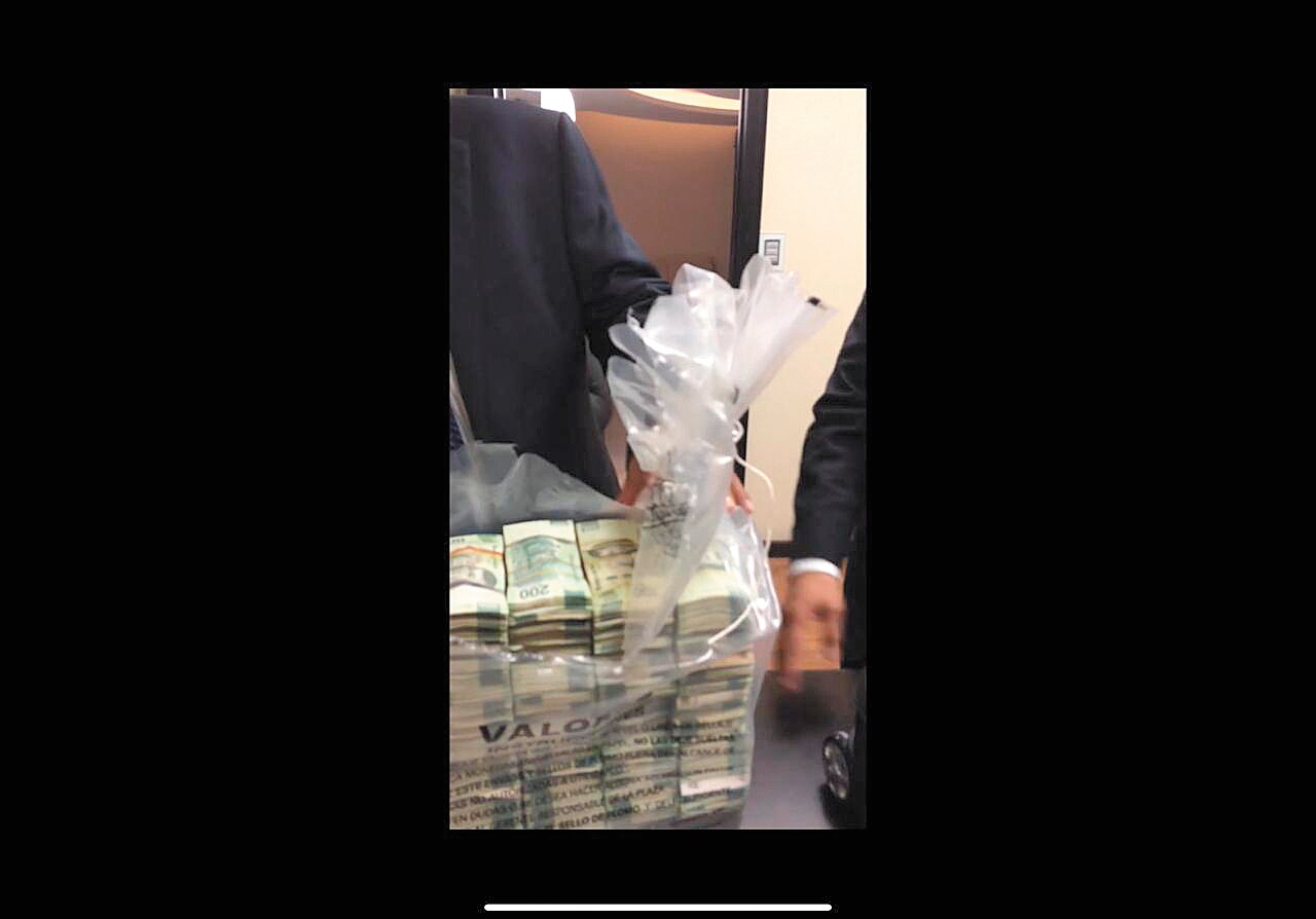 "Una novela", el video donde se aprecia un supuesto soborno a funcionario panista