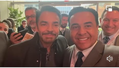 Luis Nava saludó a Eugenio Derbez; "¡bienvenido siempre", le dijo al actor