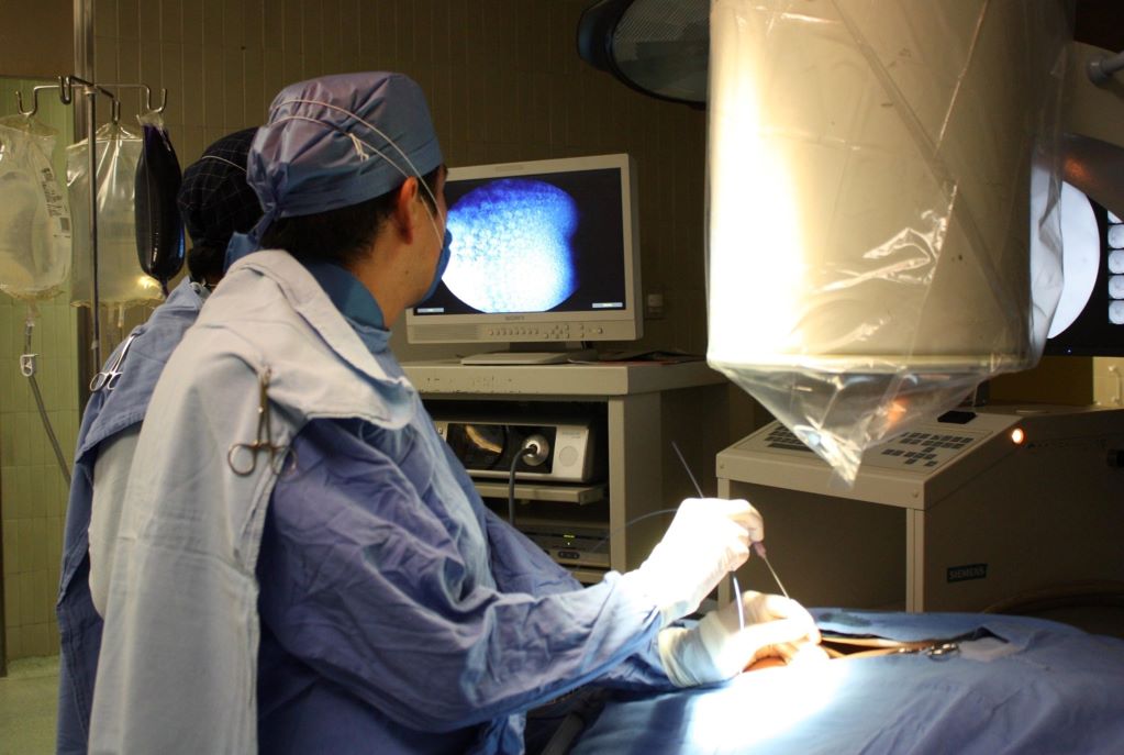 “Para mí no le hicieron ninguna cirugía; para mí, ahí la mataron”: Enriqueta Antonio