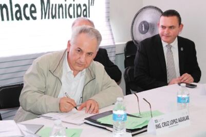 Firman convenio agrario en Jalpan