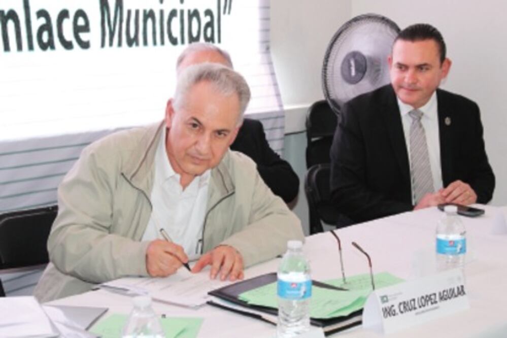 Firman convenio agrario en Jalpan