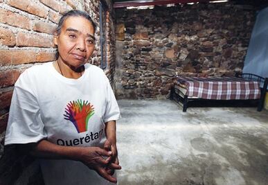 Requieren piso firme 4 mil familias