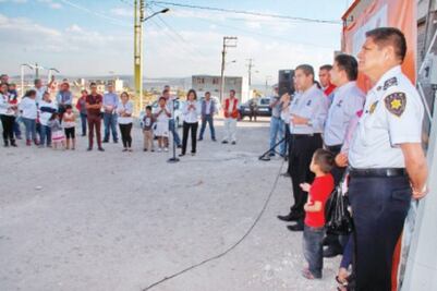 Amplían red de energía eléctrica en Colinas de Menchaca III